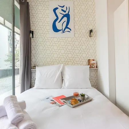 Ws Tour Eiffel - Saint-charles * 파리