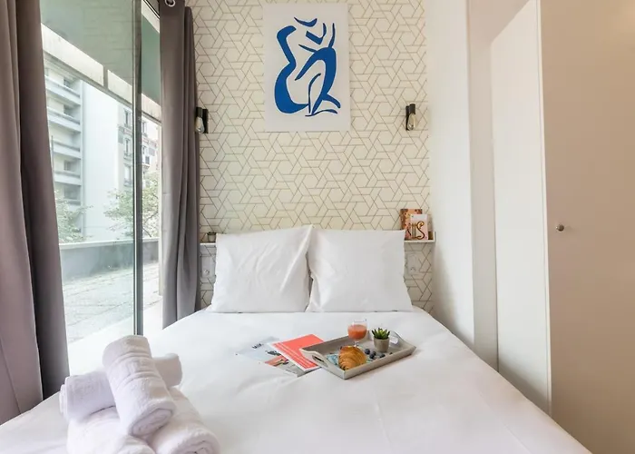 Ws Tour Eiffel - Saint-charles * Paris