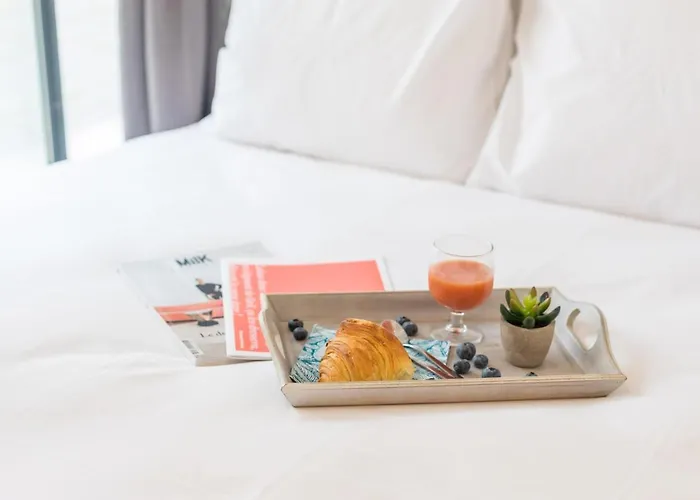 Ws Tour Eiffel - Saint-charles * Paris